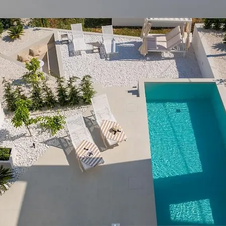 别墅 Luxury White Palace With Heated Pool *